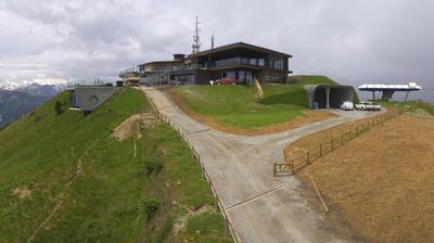 immagine della webcam nei dintorni di Dimaro Folgarida: webcam Sant'Antonio di Mavignola