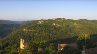 immagine della webcam nei dintorni di Albaretto della Torre: webcam Arguello