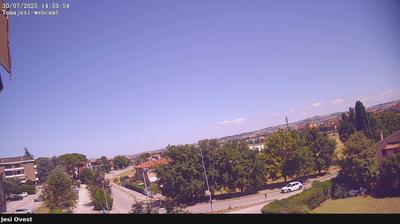 immagine della webcam nei dintorni di Torrette di Fano: webcam Jesi