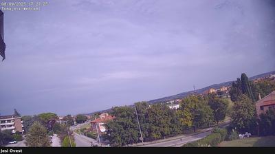 immagine della webcam nei dintorni di Torrette di Fano: webcam Jesi