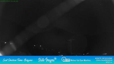 immagine della webcam nei dintorni di Piani Resinelli: webcam Valsecca