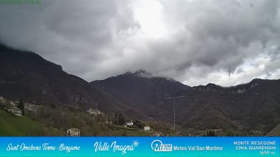 immagine della webcam nei dintorni di Piani Resinelli: webcam Valsecca