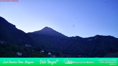 immagine della webcam nei dintorni di Monte Marenzo: webcam Valsecca