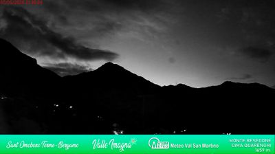 immagine della webcam nei dintorni di Barzio: webcam Valsecca