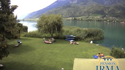 immagine della webcam nei dintorni di Capriana: webcam Caldaro sulla Strada del Vino