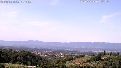 immagine della webcam nei dintorni di Firenze Peretola: webcam Reggello