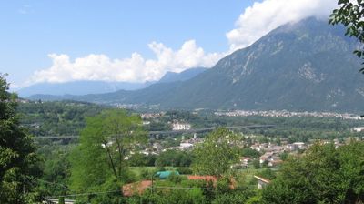 immagine della webcam nei dintorni di Nevegal: webcam Pieve d'Alpago