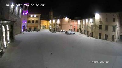 immagine della webcam nei dintorni di Fabriano: webcam Cantiano