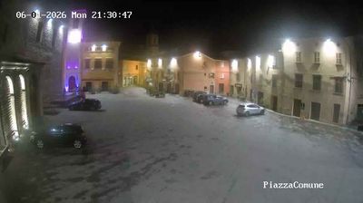 immagine della webcam nei dintorni di Fabriano: webcam Cantiano