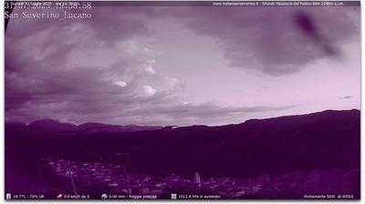 immagine della webcam nei dintorni di Campo Tenese: webcam San Severino Lucano
