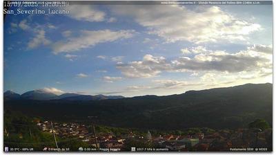 immagine della webcam nei dintorni di San Basile: webcam San Severino Lucano