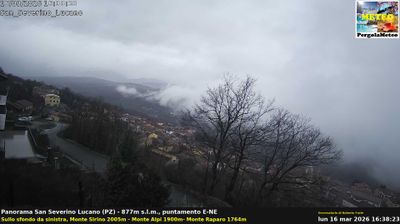 immagine della webcam nei dintorni di Moliterno: webcam San Severino Lucano