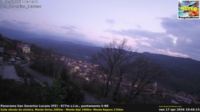 immagine della webcam nei dintorni di Calvera: webcam San Severino Lucano