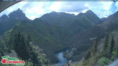 immagine della webcam nei dintorni di Pietrasanta: webcam Careggine