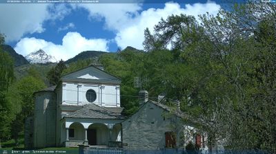 immagine della webcam nei dintorni di Issogne: webcam Carema