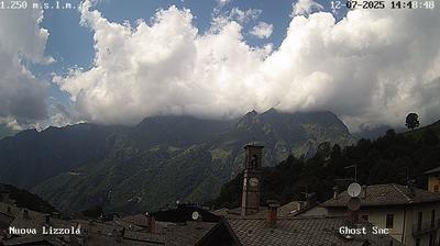 immagine della webcam nei dintorni di Valbondione: webcam Lizzola