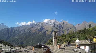 immagine della webcam nei dintorni di Castione della Presolana: webcam Lizzola