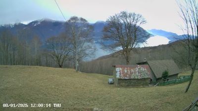 immagine della webcam nei dintorni di Pianello del Lario: webcam Sant'Abbondio