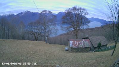 immagine della webcam nei dintorni di Vercana: webcam Sant'Abbondio