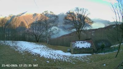 immagine della webcam nei dintorni di Dosso del Liro: webcam Sant'Abbondio