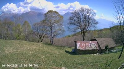 immagine della webcam nei dintorni di Vercana: webcam Sant'Abbondio