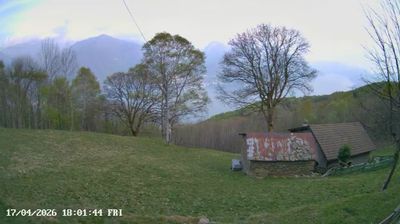 immagine della webcam nei dintorni di Perledo: webcam Sant'Abbondio