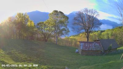 immagine della webcam nei dintorni di Varenna: webcam Sant'Abbondio