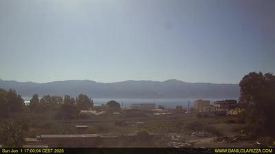 immagine della webcam nei dintorni di Reggio Calabria: webcam Reggio Aeroporto dello Stretto