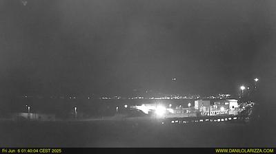 immagine della webcam nei dintorni di Reggio Calabria: webcam Reggio Aeroporto dello Stretto