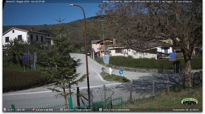 immagine della webcam nei dintorni di Prati di Tivo: webcam Montereale