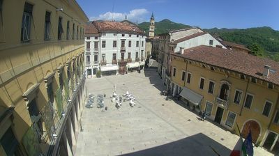 immagine della webcam nei dintorni di Rifugio Campogrosso: webcam Valdagno