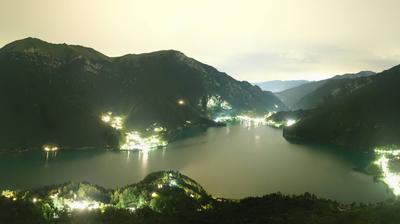 immagine della webcam nei dintorni di Zuclo: webcam Ledro