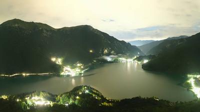 immagine della webcam nei dintorni di Ronzo-Chienis: webcam Molina di Ledro