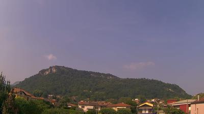 immagine della webcam nei dintorni di Maccagno: webcam Sangiano