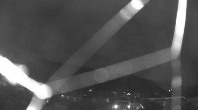 immagine della webcam nei dintorni di Brezzo di Bedero: webcam Sangiano