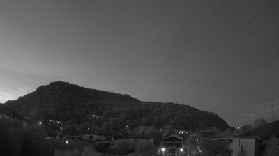 immagine della webcam nei dintorni di Brezzo di Bedero: webcam Sangiano