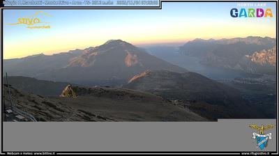 immagine della webcam nei dintorni di Arco: webcam Ronzo-Chienis