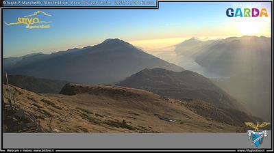 immagine della webcam nei dintorni di Monte Bondone: webcam Ronzo-Chienis