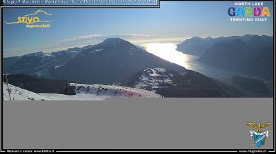 immagine della webcam nei dintorni di Monte Bondone: webcam Ronzo-Chienis