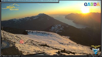 immagine della webcam nei dintorni di San Giacomo di Brentonico: webcam Ronzo-Chienis