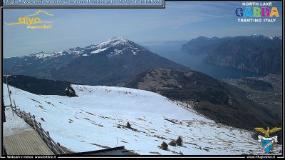 immagine della webcam nei dintorni di Limone sul Garda: webcam Ronzo-Chienis