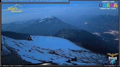 immagine della webcam nei dintorni di Monte Bondone: webcam Ronzo-Chienis