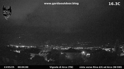 immagine della webcam nei dintorni di Molina di Ledro: webcam Arco