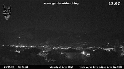 immagine della webcam nei dintorni di Tiarno di Sotto: webcam Arco