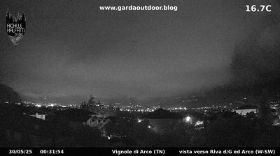 immagine della webcam nei dintorni di Mori: webcam Arco