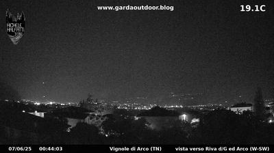 immagine della webcam nei dintorni di Sella Giudicarie: webcam Arco
