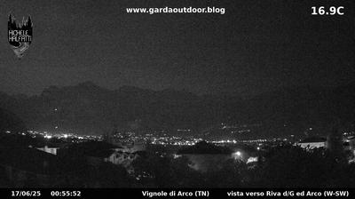 immagine della webcam nei dintorni di Nogaredo: webcam Arco