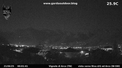 immagine della webcam nei dintorni di Limone sul Garda: webcam Arco