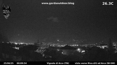 immagine della webcam nei dintorni di Isera: webcam Arco