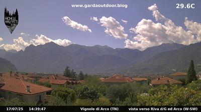 immagine della webcam nei dintorni di Brentonico: webcam Arco